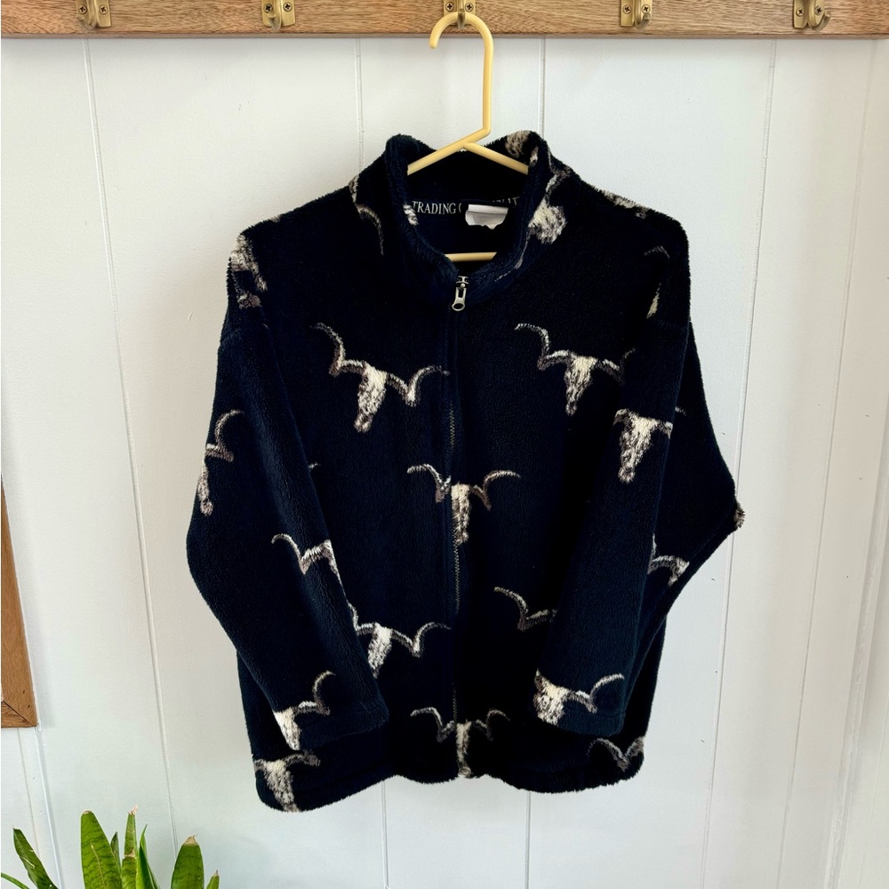 Women's Black Fleece Jacket with Horn Pattern